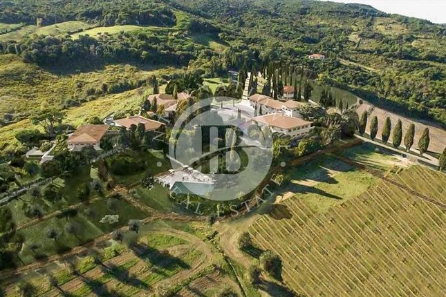 Property for sale in Rosignano Marittimo, Tuscany, 57016, Italy