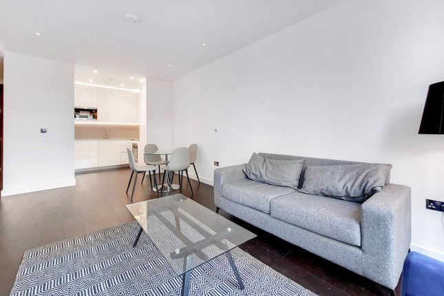 Thumbnail Flat for sale in Madeira Tower, Nine Elms, London