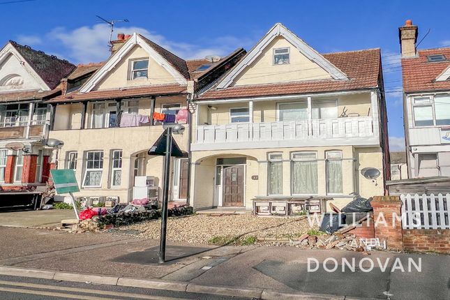 Thumbnail Flat for sale in Chancellor Road, Southend-On-Sea