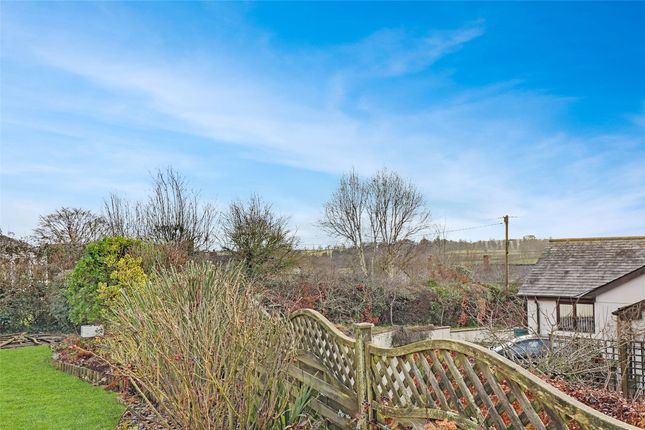 4 Hector Close, Dolton Winkleigh Devon, Winkleigh photo 2