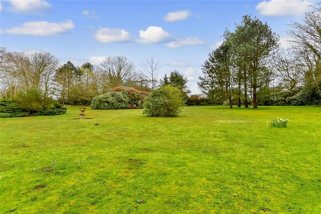 Mews house for sale in High Road, Chipstead, Surrey