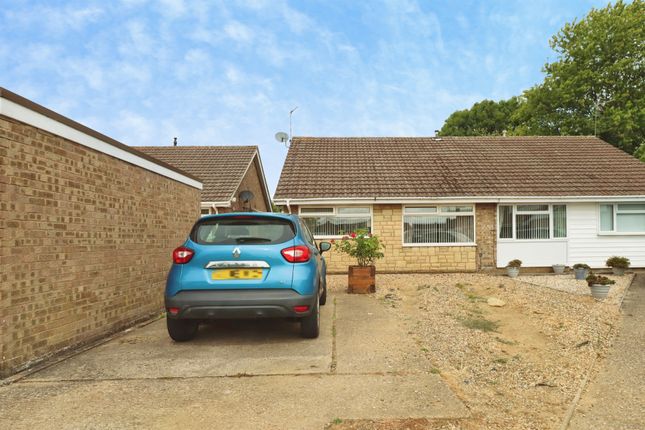 2-bed semi-detached on 5, Stockholm Close, Corby, £220,000