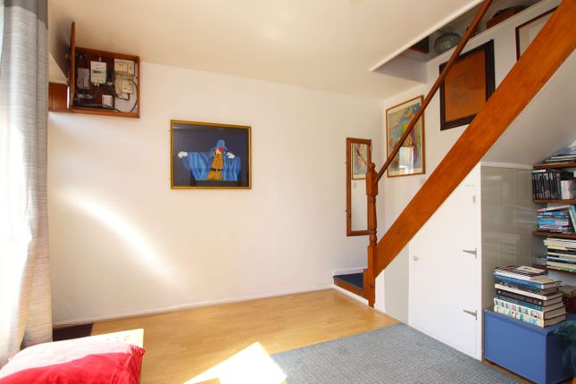 1, Heol Sticil-Y-Beddau, Llantrisant photo 3