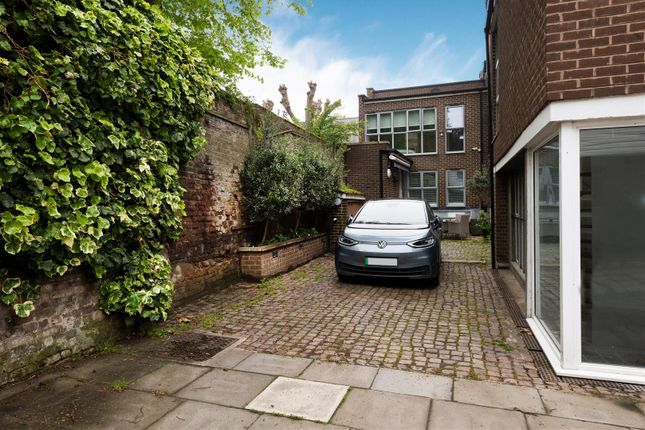 Thumbnail Property to rent in Prince Arthur Mews, Hampstead Village