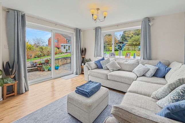 112 Carlton Road, Bilton, Warwickshire photo 4