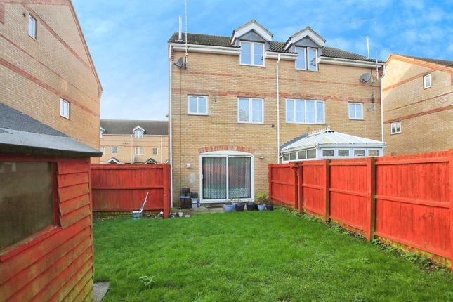 3-bed house on 11, Phoenix Close, PETERBOROUGH, £240,000