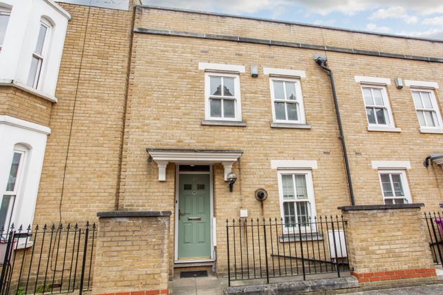 Thumbnail Terraced house for sale in Ropery Street, London