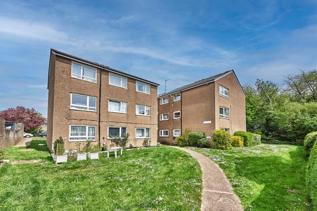 2 bed flat for sale in Smallwood Close, Wheathampstead, St. Albans, Hertfordshire AL4