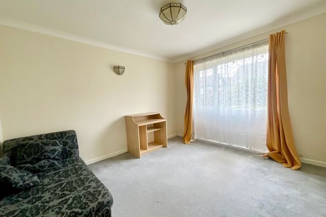 8, Eastfield Road, Newport photo 3