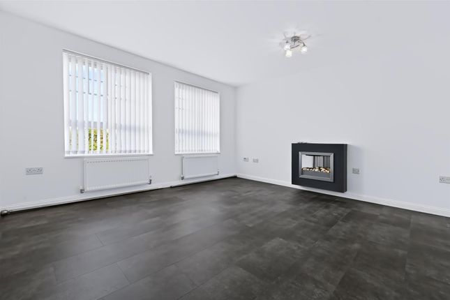 21, Malcolms Meadow, Kirkcaldy photo 4