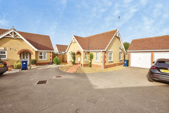2-bed bungalow on Glendon Gardens, Wisbech, £175,000
