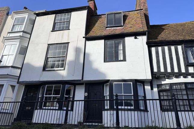Terraced house to rent in High Street, Hastings