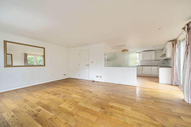 Flat 3, 63 Grosvenor Park, Tunbridge Wells photo 2