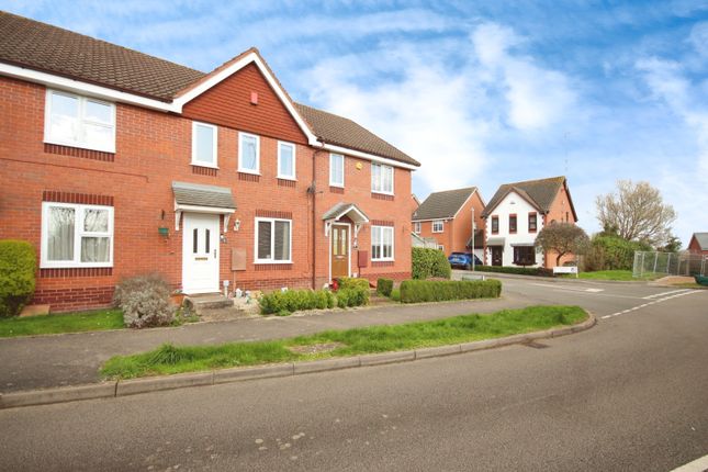 Terraced house for sale in Ebrington Drive, Warwick, Warwickshire