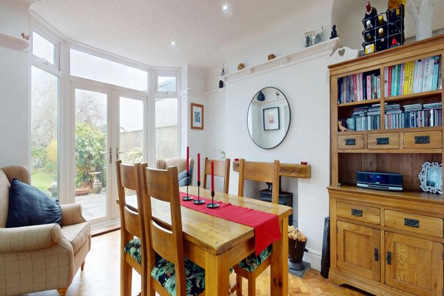 8, Cae Mawr Road, Cardiff photo 3