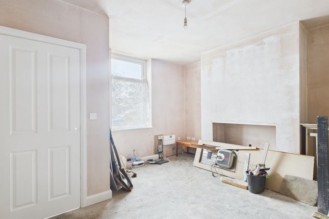 28, Cooper Lane, Haydock photo 2