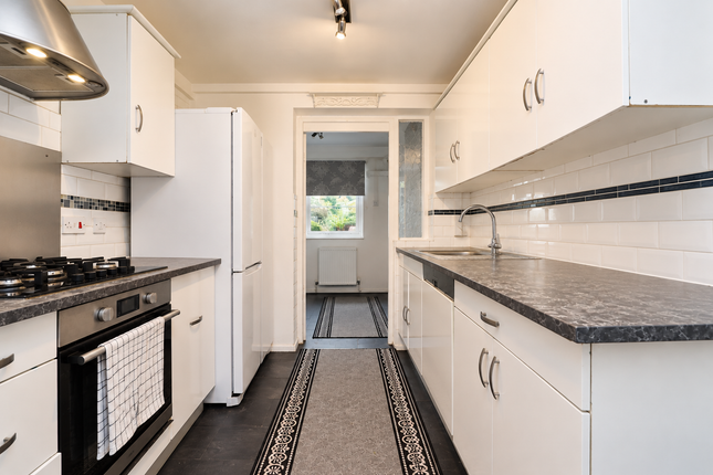 42, Liscombe Road, Dunstable photo 5