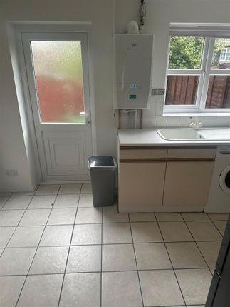 22, Richard House Drive, London photo 2