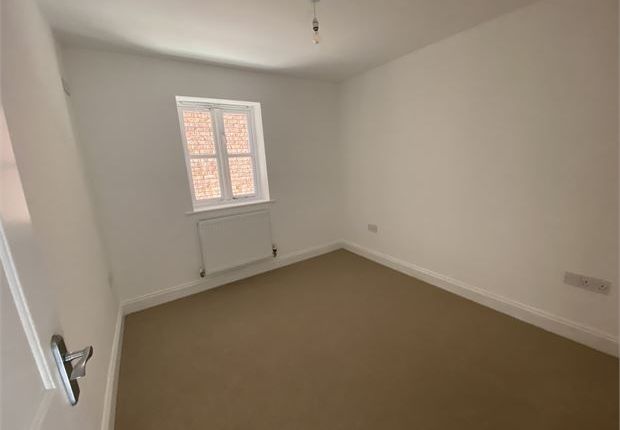 Flat for sale in Mortimer Court, Culver Street West, Colchester