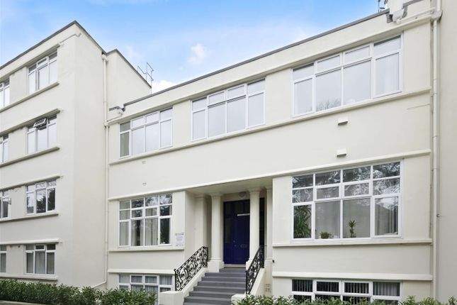 Flat 5, Grange Court, Gervis Road, Bournemouth photo 3