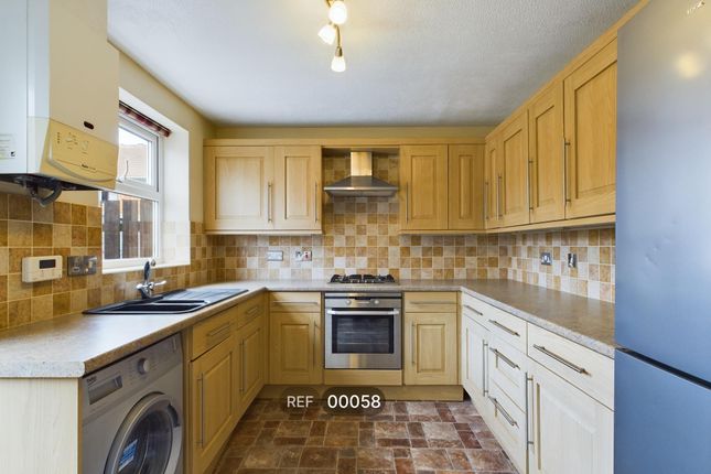 Swallowfield Drive, HULL photo 2