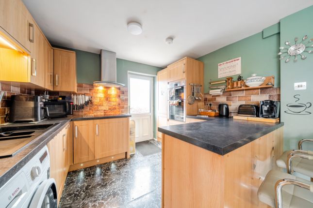 44, Marjorie Avenue, Lincoln photo 4