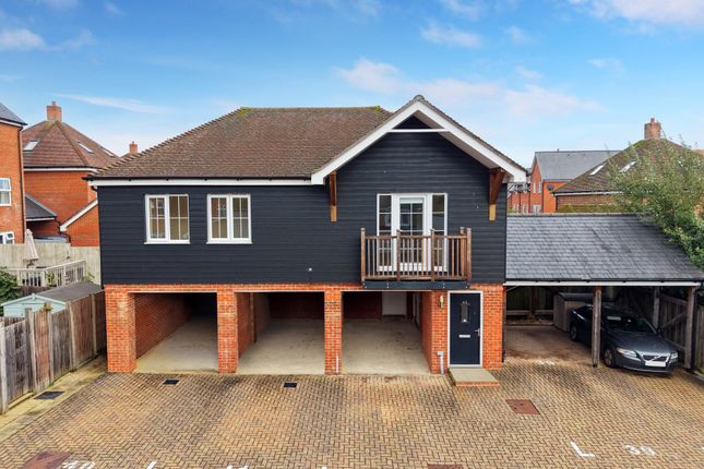 2-bed house on 44, Ellis Road, Horsham, £300,000