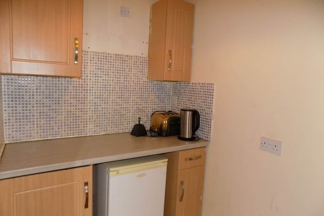 Studio to rent in Stainby Close, West Drayton, Middlesex