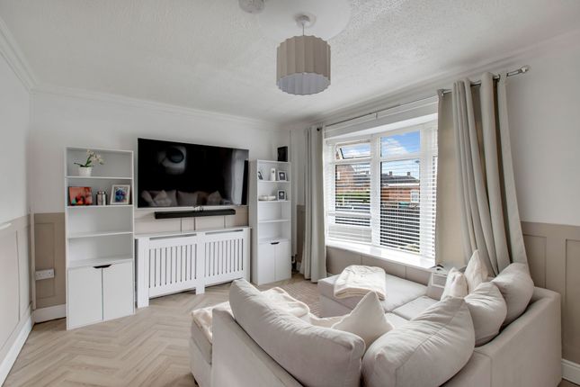 60 Flamsteed Road, Nottingham photo 2