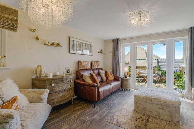 1 Longfield Avenue, Saltash photo 2