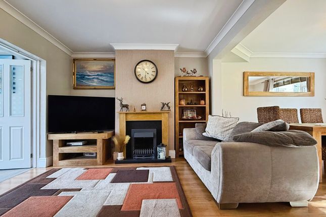 45 Rochester Road, St Annes photo 4