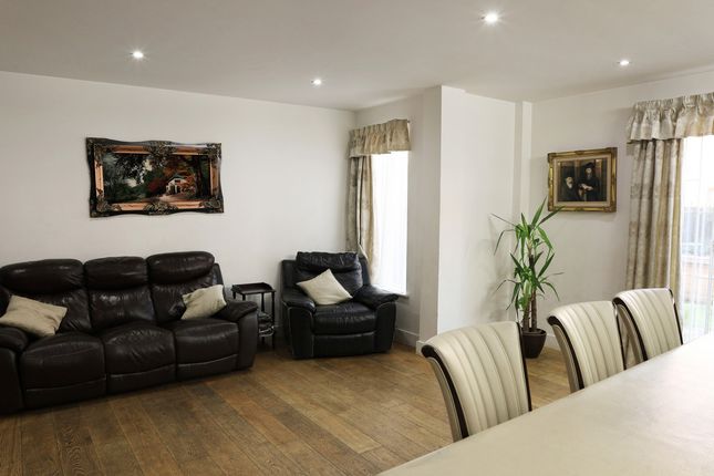 Apartment 3, The Corner, Salford photo 3