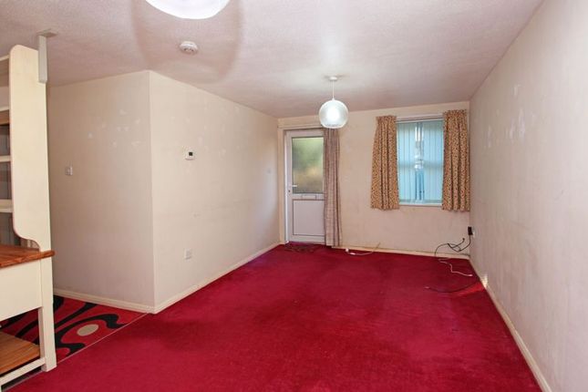 Flat for sale in Meadow Brook Close, Madeley, Telford
