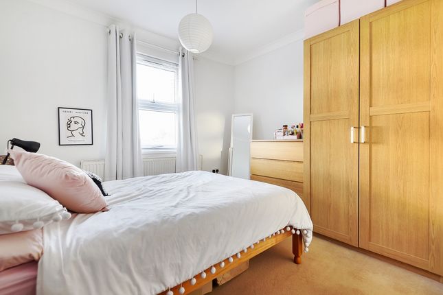 82, Brocklebank Road, London photo 4
