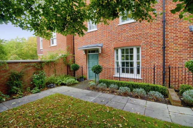 Town house for sale in Old Ruttington Lane, Canterbury