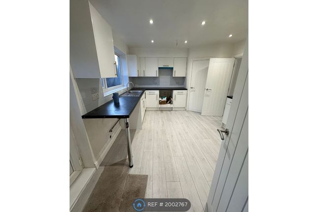 Thumbnail Terraced house to rent in New Park Estate, Doncaster