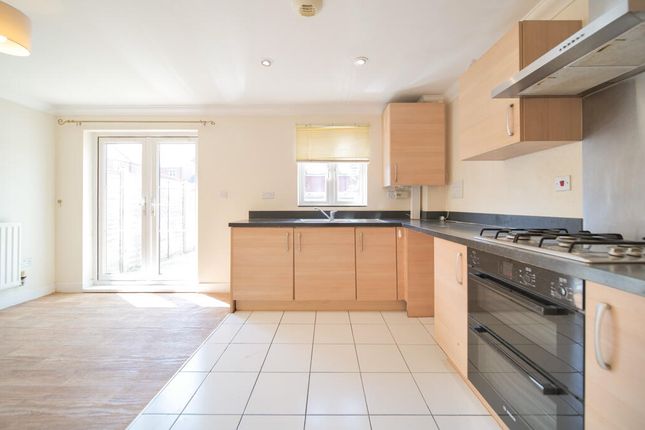 41, Beanacre Road, Melksham photo 3