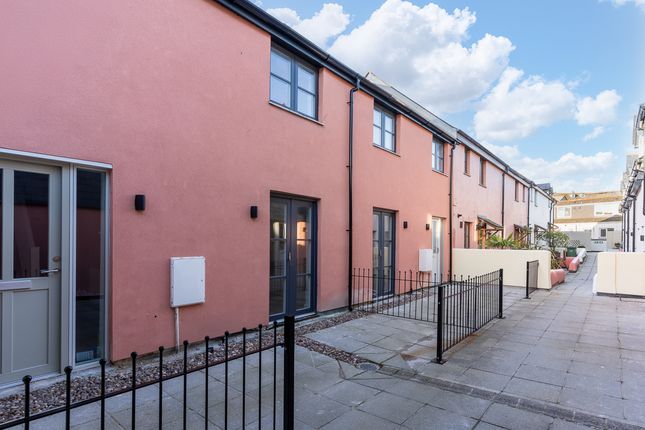 Unit 29 Wharfside Village, Wharf Road, Penzance photo 2