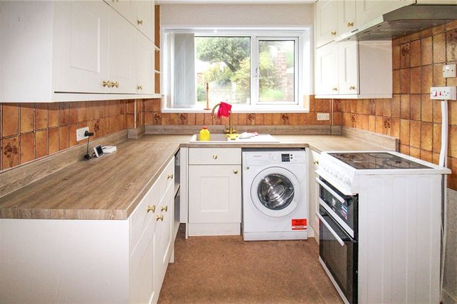 Southfield Avenue, Keighley photo 3