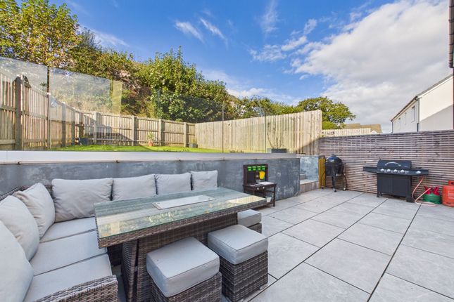 18 Carina Close, Liskeard photo 3