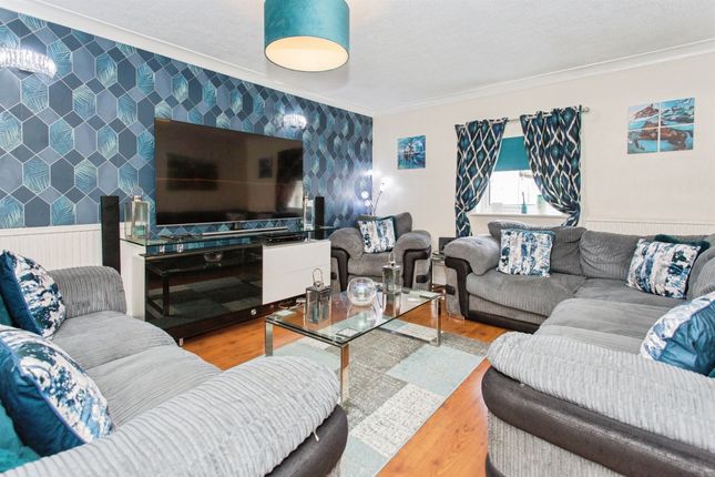 383, Aureole Walk, Newmarket photo 3