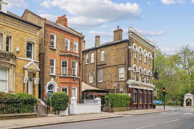 Thumbnail Flat for sale in Parkgate Road, London