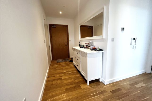 Flat to rent in Dewey Court, 7 St. Marks Square, Bromley