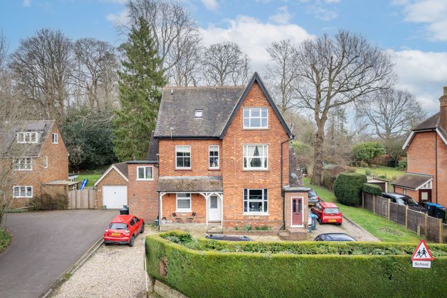 Flat for sale in Mid Street, South Nutfield