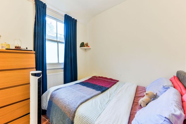 Ormiston Grove, Shepherd's Bush photo 2