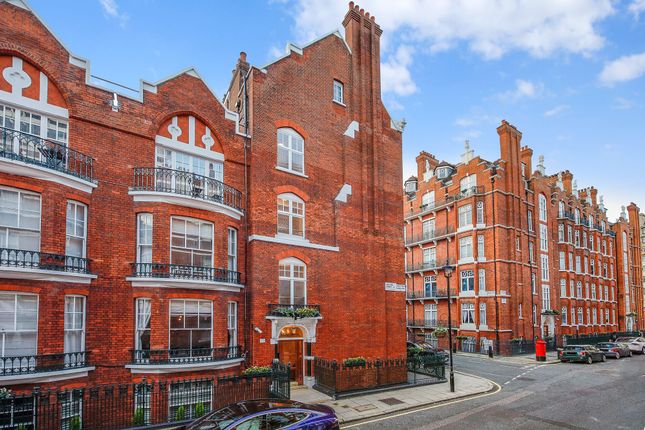 Flat for sale in Portman Mansions, Chiltern Street