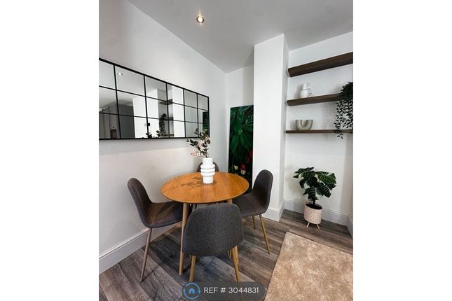 A Brancaster Road, London photo 5