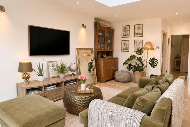26, Finchcroft Lane, Cheltenham photo 4