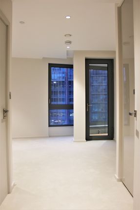 Flat for sale in Onyx Apartments, 98 Camley Street, London
