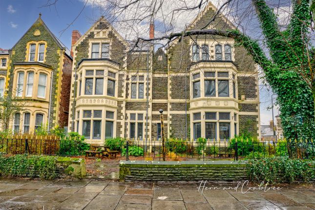 Town house for sale in Cathedral Road, Pontcanna, Cardiff